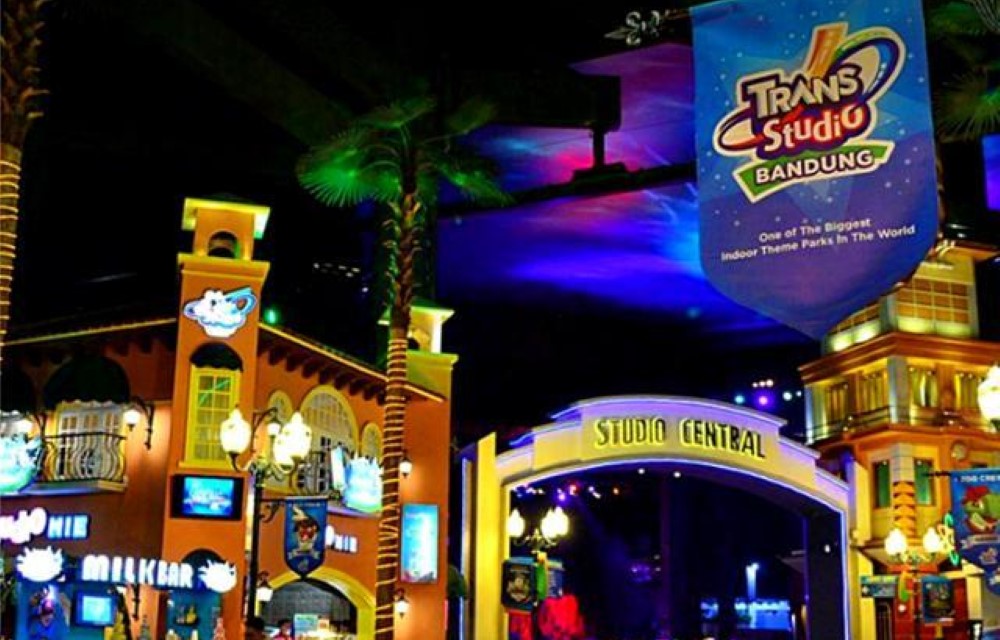 New Hostel Braga at Trans Studio